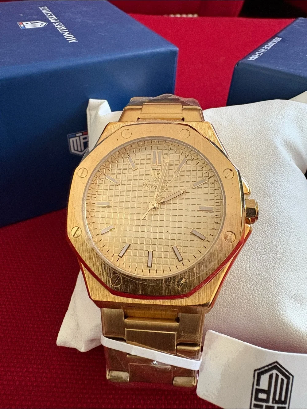 Montres Prestige Gold Watch 44mm - Stainless Steel Band & Elegant Dial Design